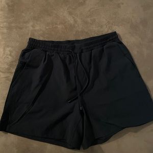Lululemon Pool Short 5”